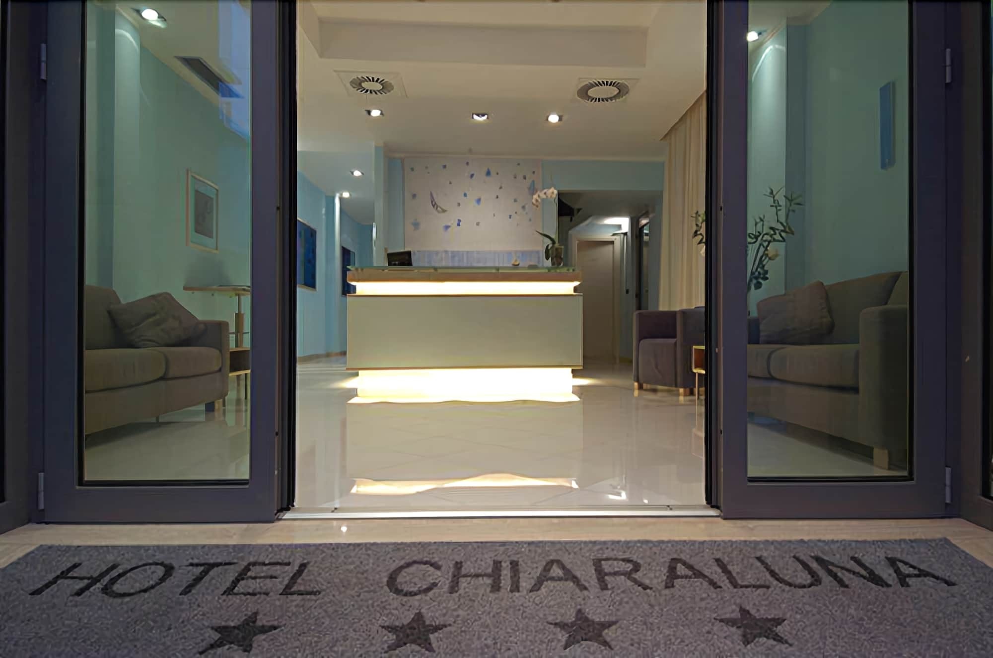 Hotel Chiaraluna Civitanova Marche Exterior photo